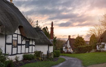 is Faringdon thatch roofing popular